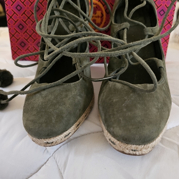 Tory Burch - Picture 4 of 10